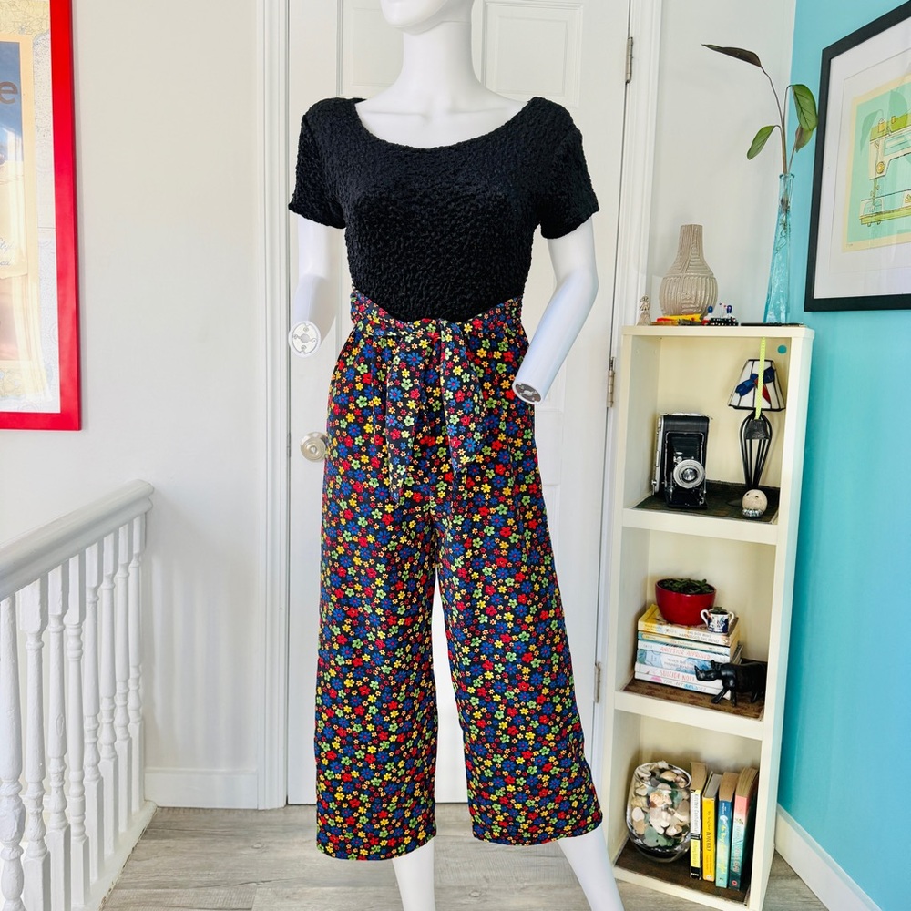 Vintage R-wear Wide Leg Floral Jumpsuit (size S)